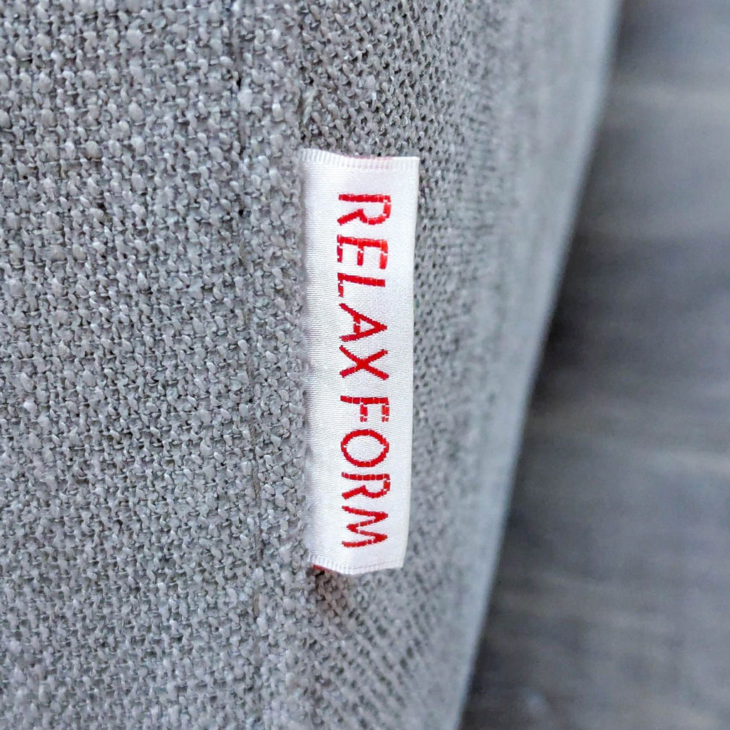 RelaxForm Depala Modern Loveseat