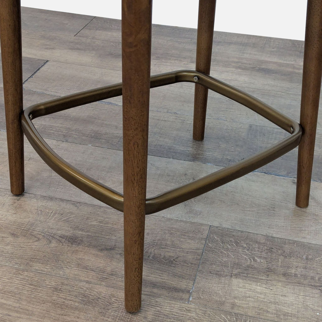 Castlery Kelsey Counter Stool