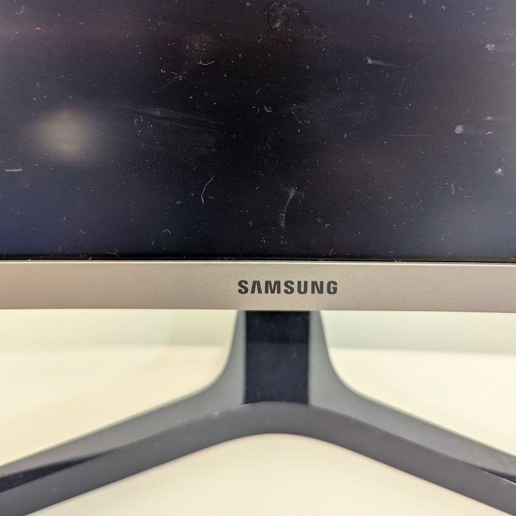 Samsung Curved Monitor – 32" Display