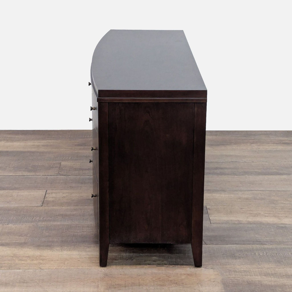 Crate and Barrell Transitional 6 Drawer Dresser