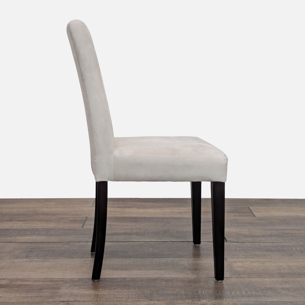 Crate & Barrel Halo Dining Table with 4 Lowe Dining Chairs