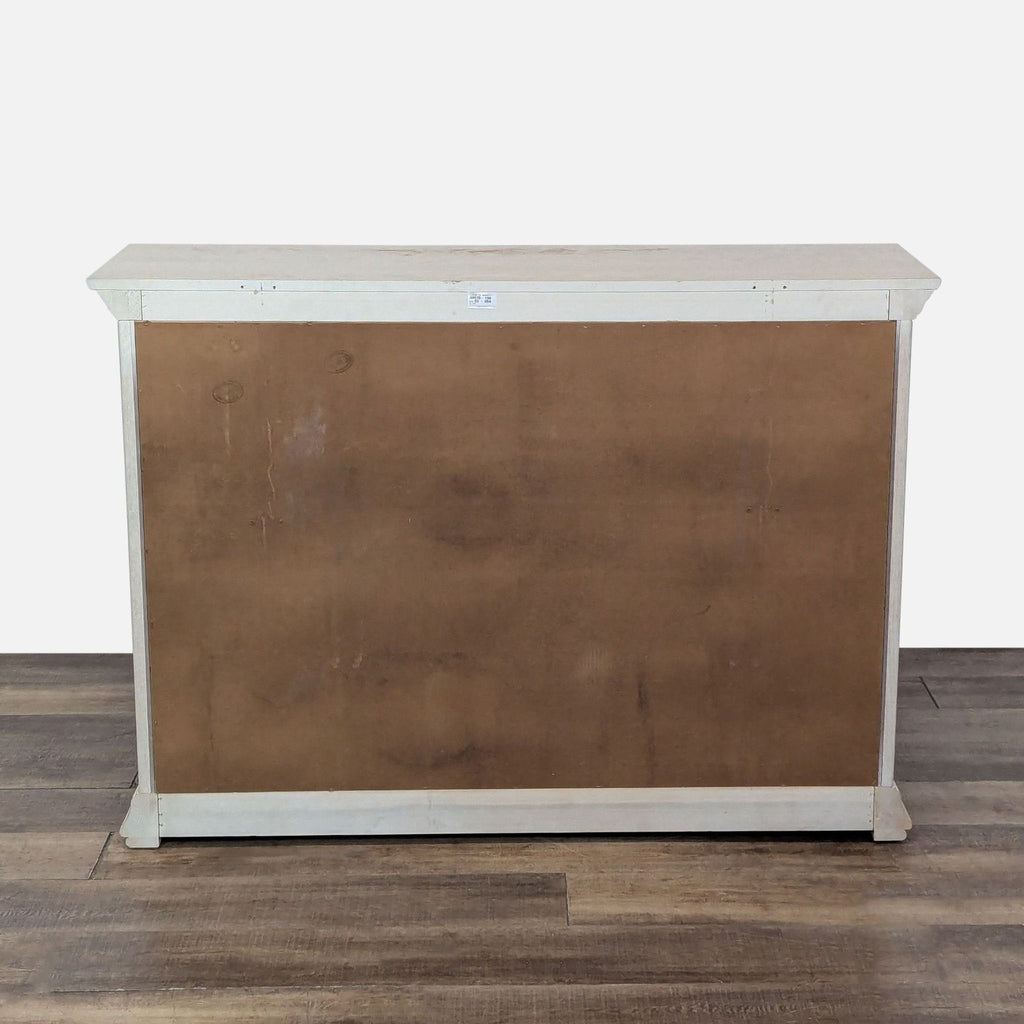 Thomasville 9-Drawer Dresser with Central Cabinet