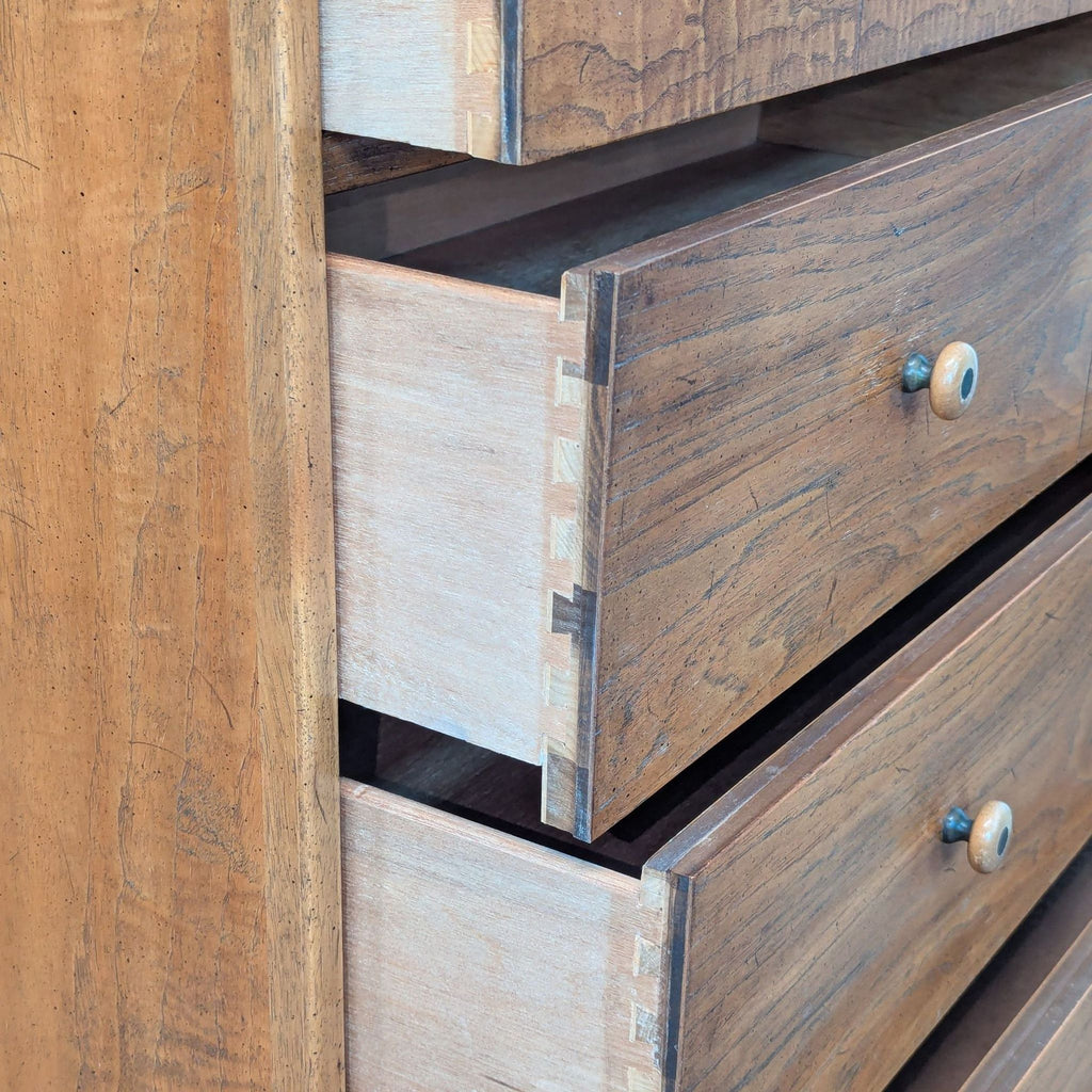 Drexel Traditional 6-Drawer Dresser