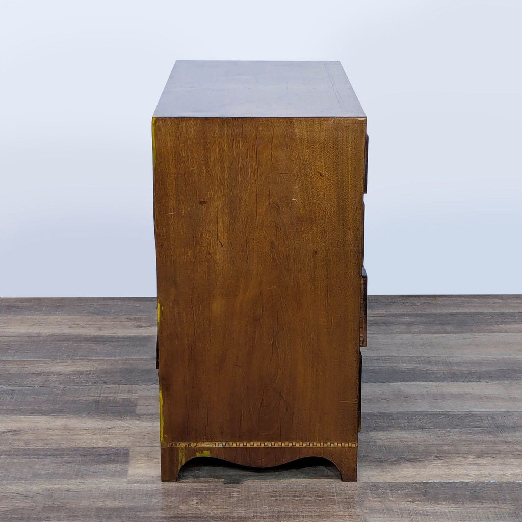 Vintage Classic Wood Dresser with 5 Spacious Drawers