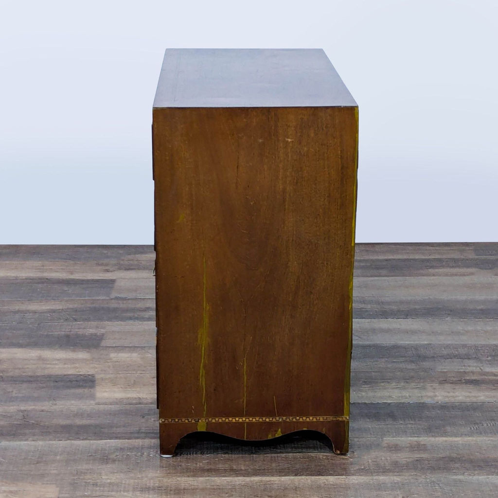 Vintage Classic Wood Dresser with 5 Spacious Drawers