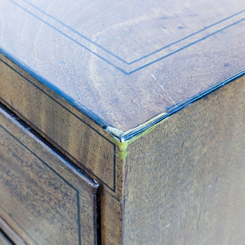 Vintage Classic Wood Dresser with 5 Spacious Drawers