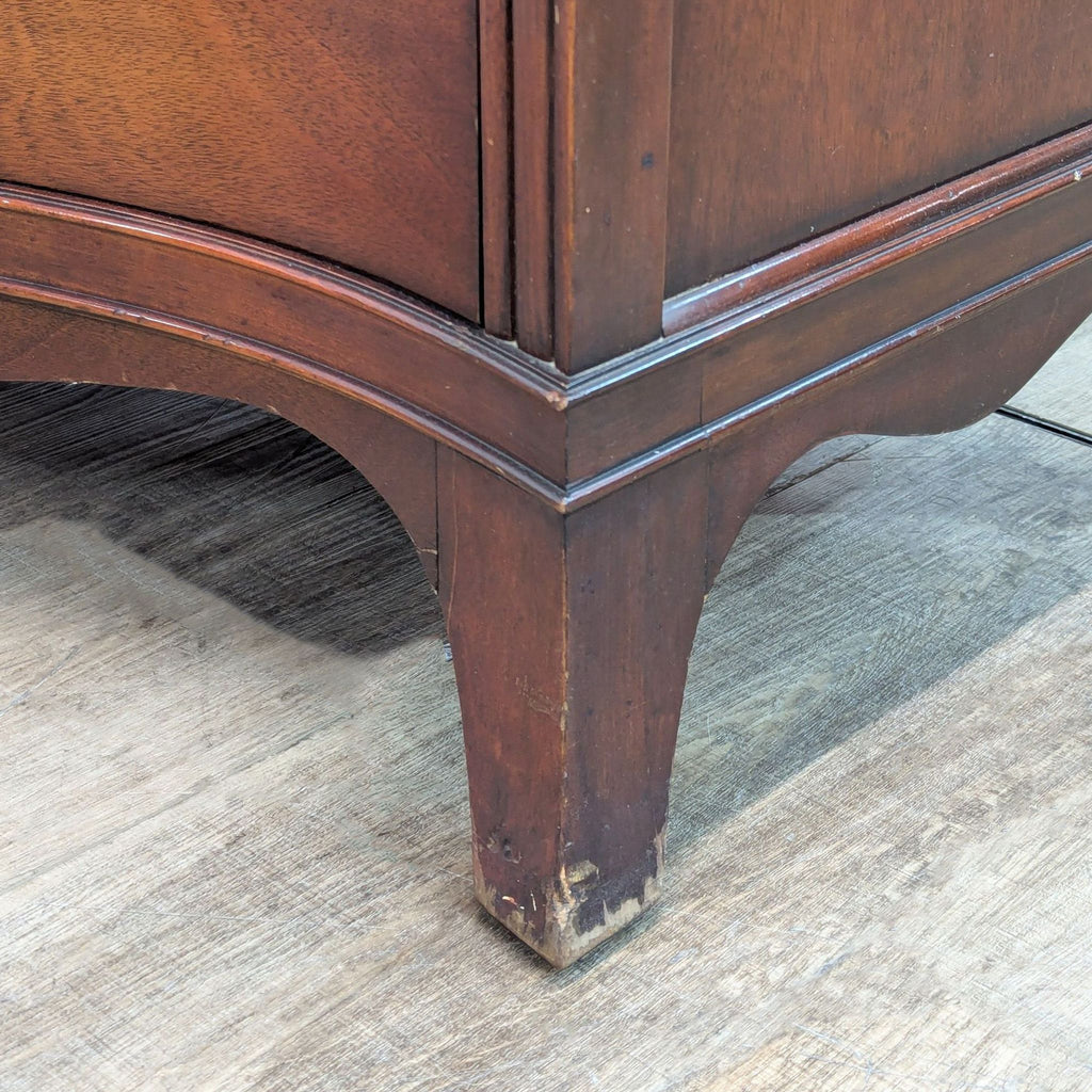 Drexel Mahogany Serpentine 9-Drawer Dresser