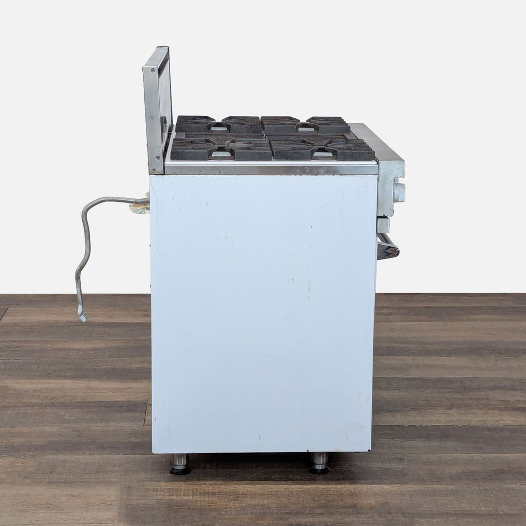 Viking Professional 4-Burner Gas Range with Built-in Grill and Oven