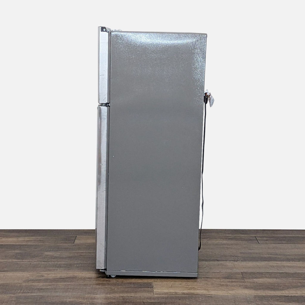 Whirlpool Stainless Steel Top Freezer Refrigerator