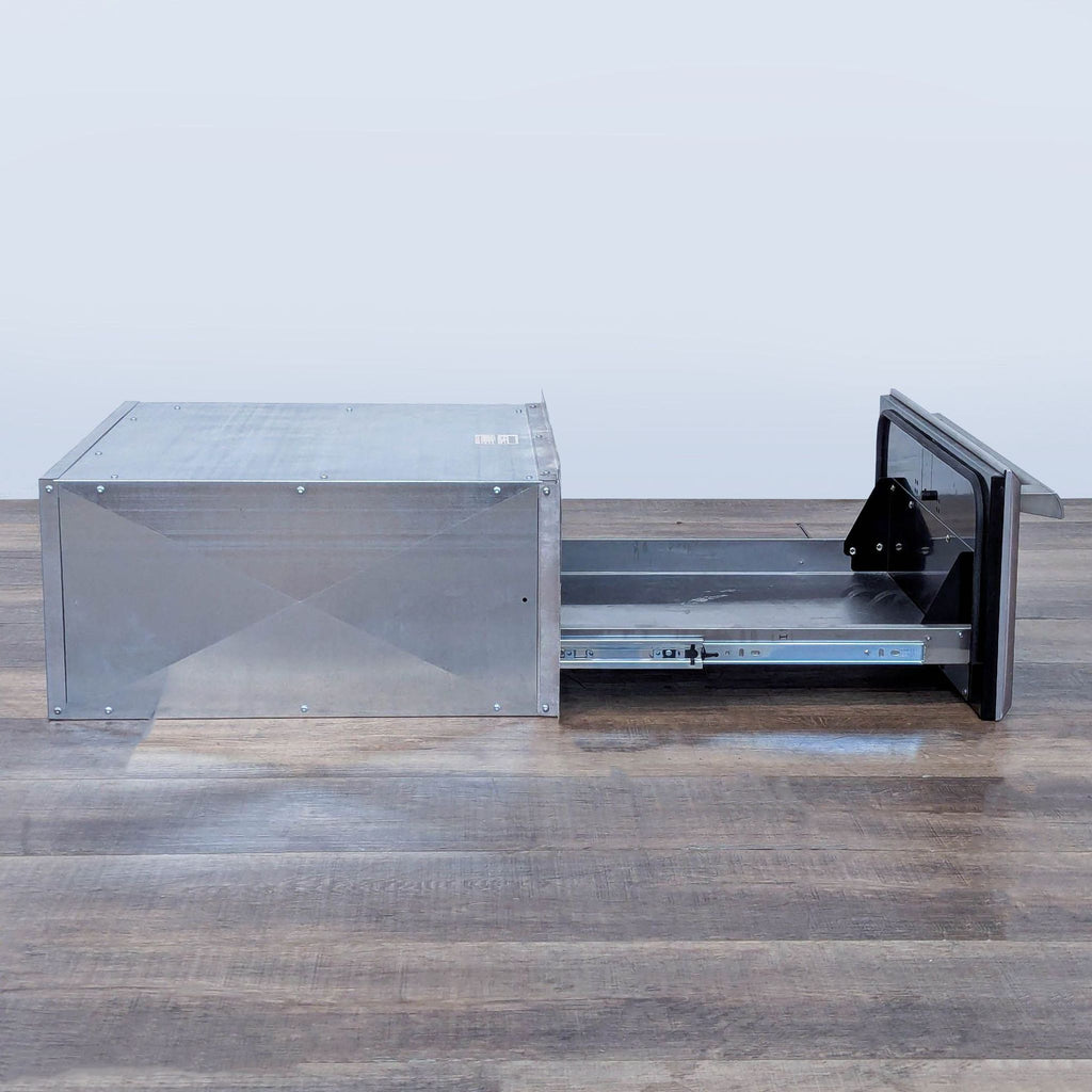 Thermador WD27ES 27" Traditional Warming Drawer Stainless