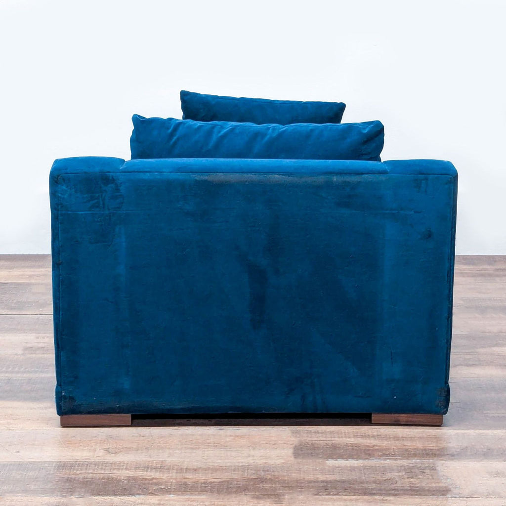 Living Spaces Everett Modern Chaise Lounge