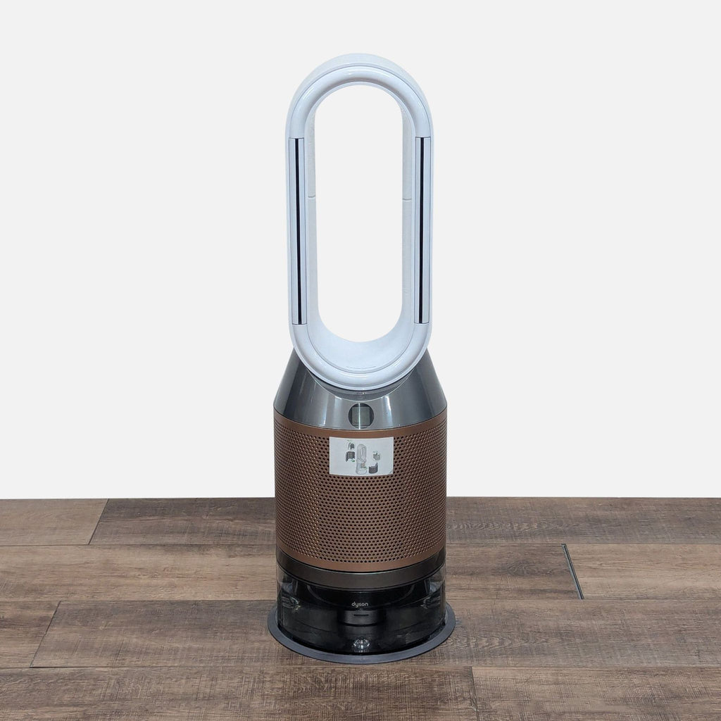 1. Front view of a Dyson Purifier Humidify+Cool Formaldehyde, a bladeless, multifunctional air purifier and humidifier.