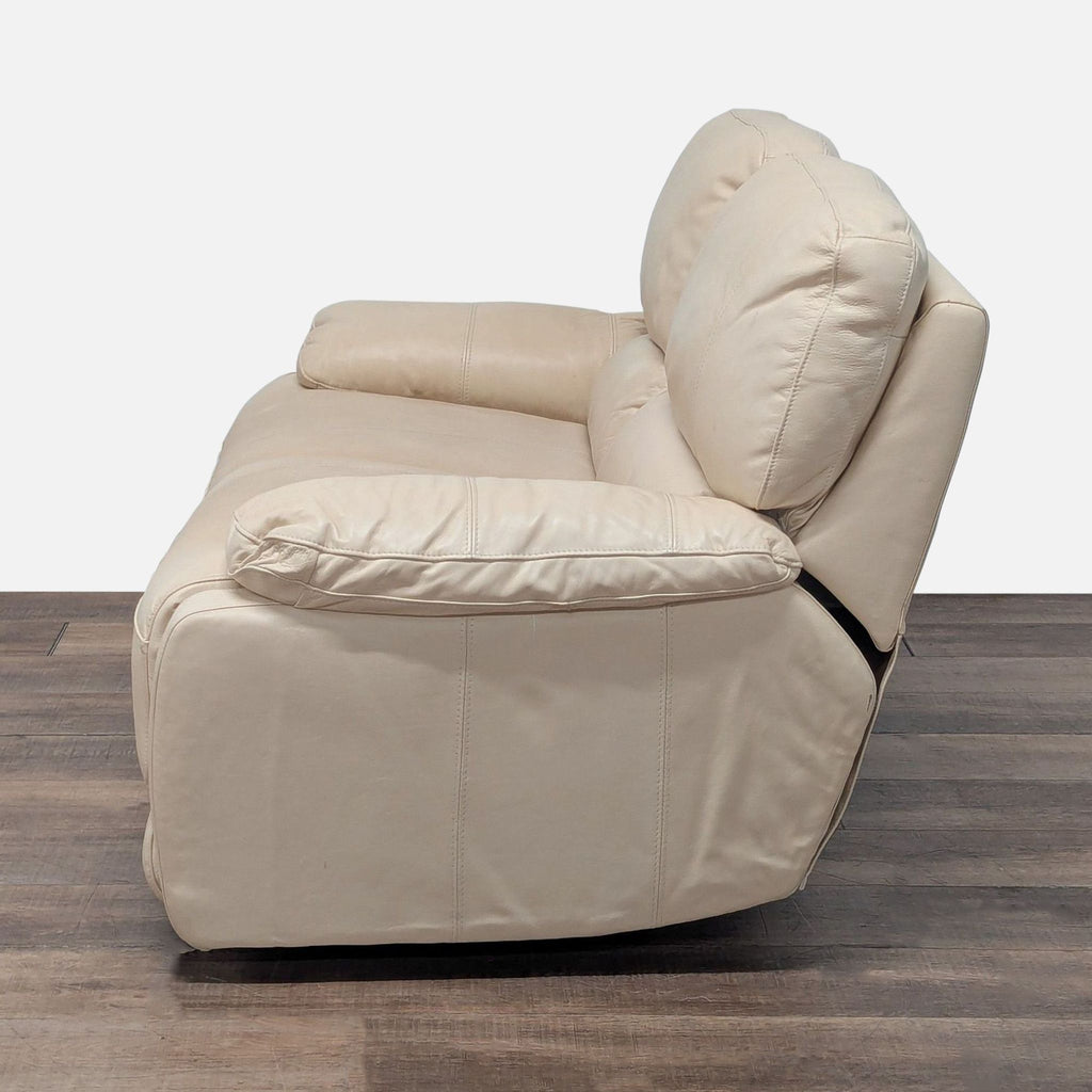 Traditional Cream Leather Reclining Loveseat