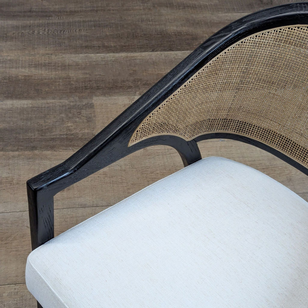 A Thais Saint Germain Round Modern Dining Table with 4 Aimee Armchairs