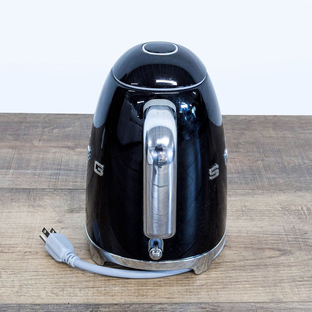Smeg Electric Kettle