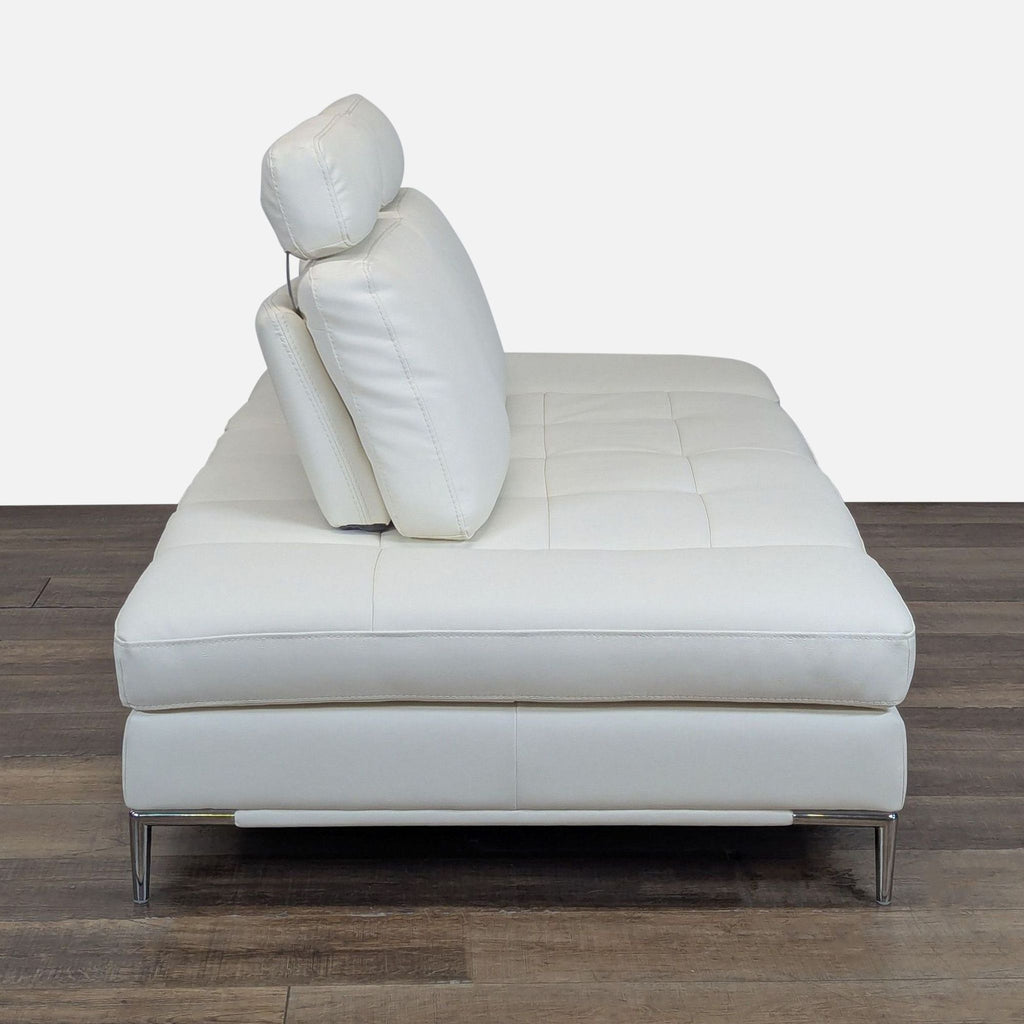 Modani Livio Modern White Leather Loveseat