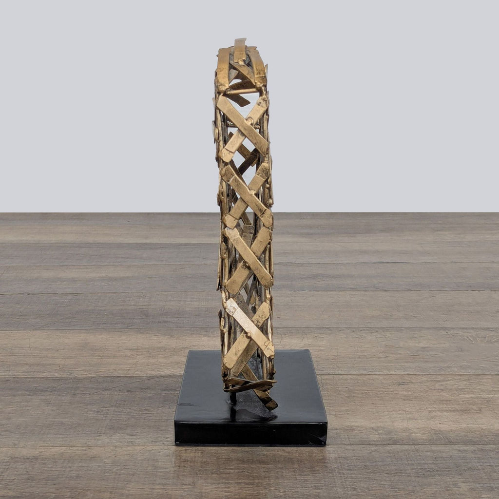 Ashley Furniture Nahla Horse Head Sculpture