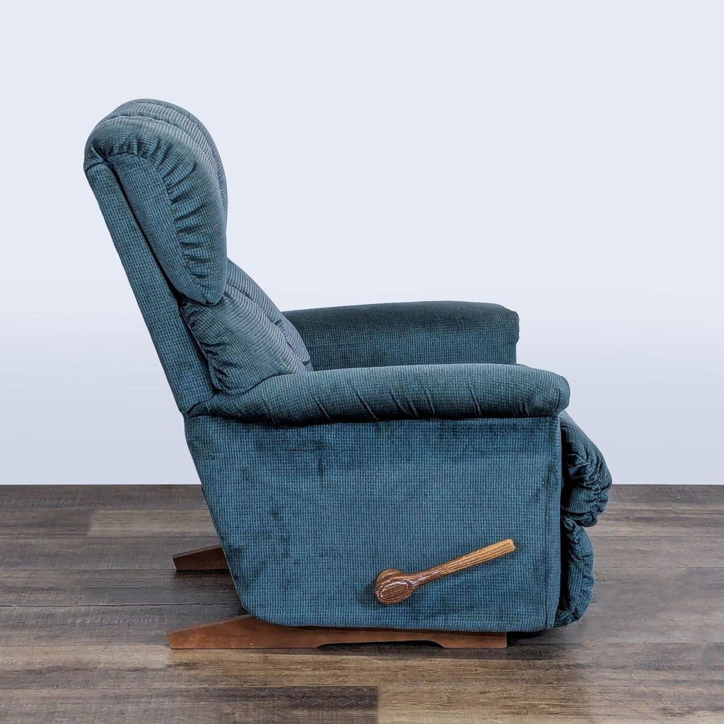 La-Z-Boy Classic Blue Recliner