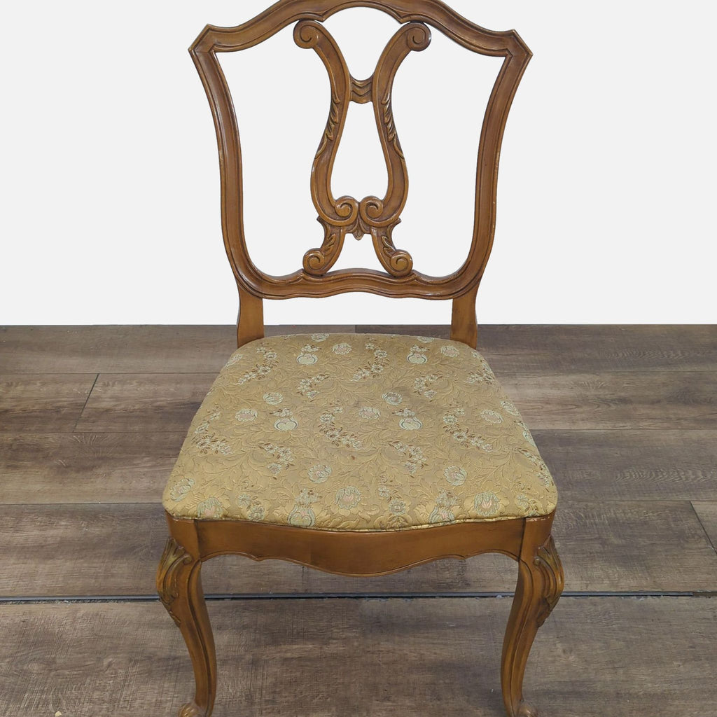 Vintage French Provincial Style Dining Table and 6 Chairs