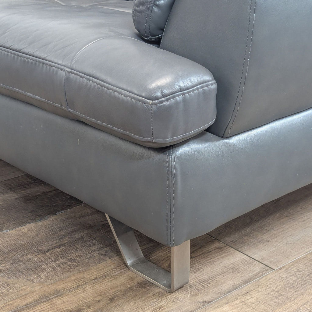 Ashley Furniture Gunter Modern 3-Seat Gray Leather Sofa