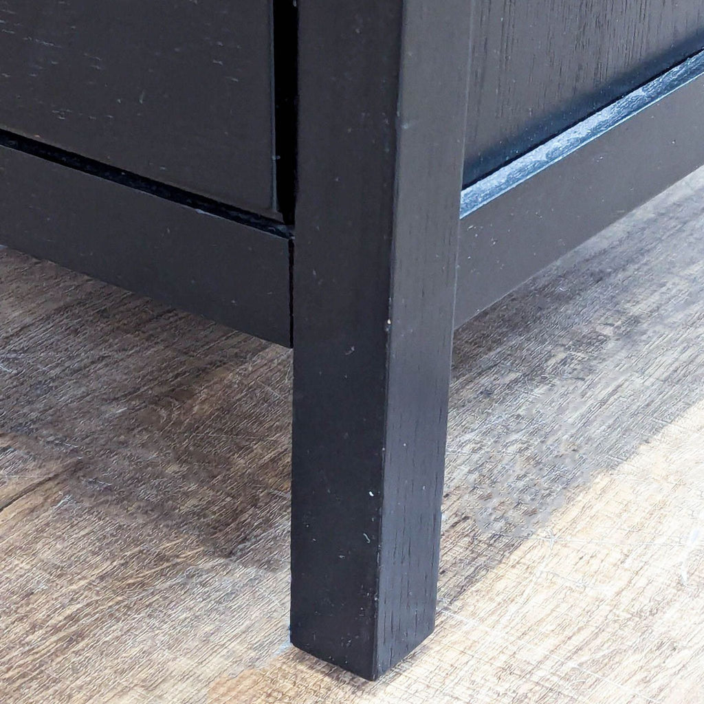 New Classic Furniture Modern Black Seven Drawer Dresser