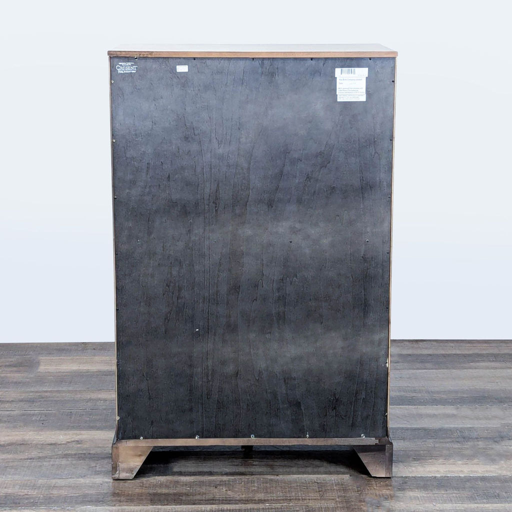 Cresent Fine Furniture Gunnison 7 Drawer Chest