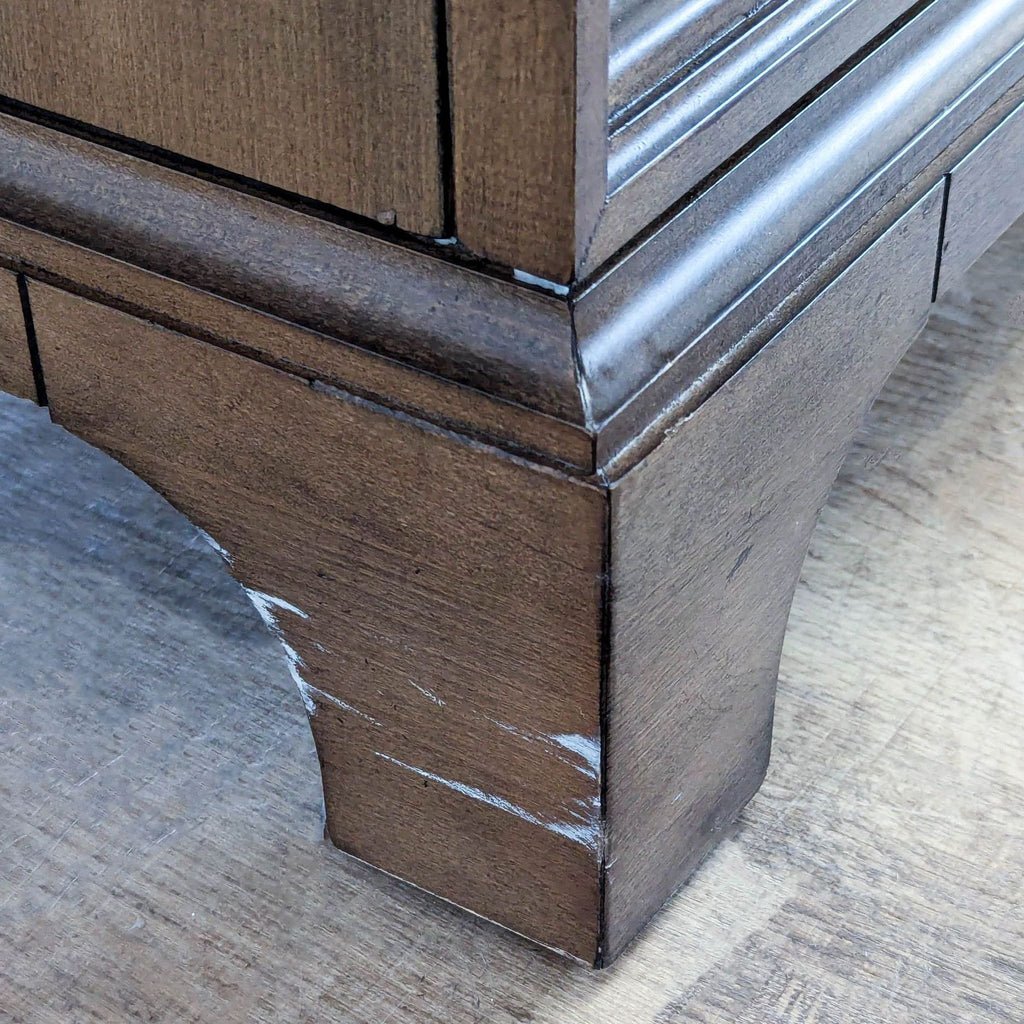 Cresent Fine Furniture Gunnison 7 Drawer Chest