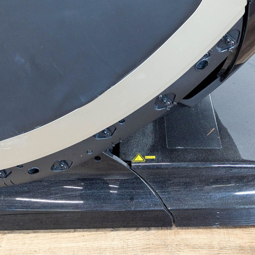 Massage Medik Zero Gravity Full Body Massage Chair