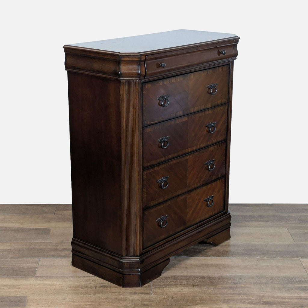 Ashley Furniture Classic Hamlyn Five Drawer Chest