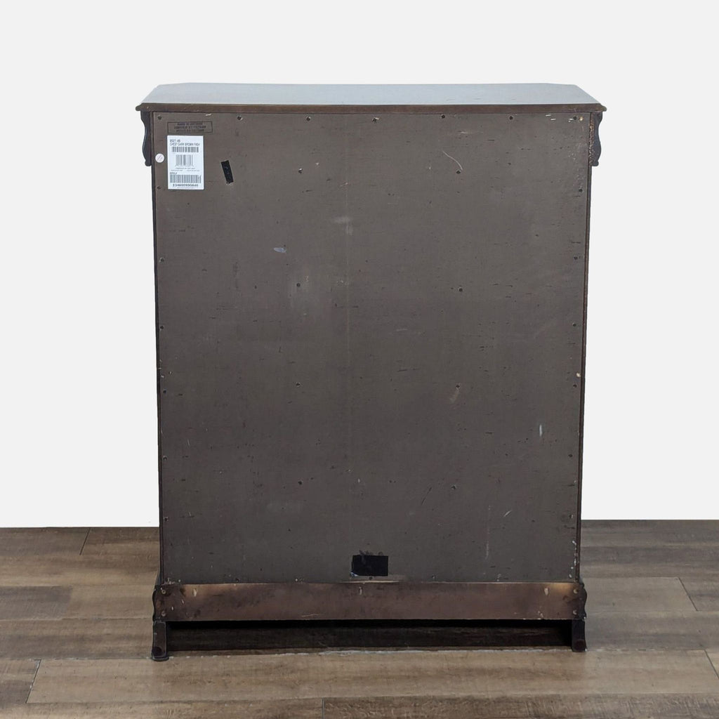 Ashley Furniture Classic Hamlyn Five Drawer Chest