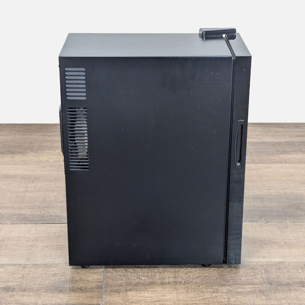 Ivation - 12 Bottle Thermoelectric Wine Cooler, Quiet Freestanding Wine Fridge - Black