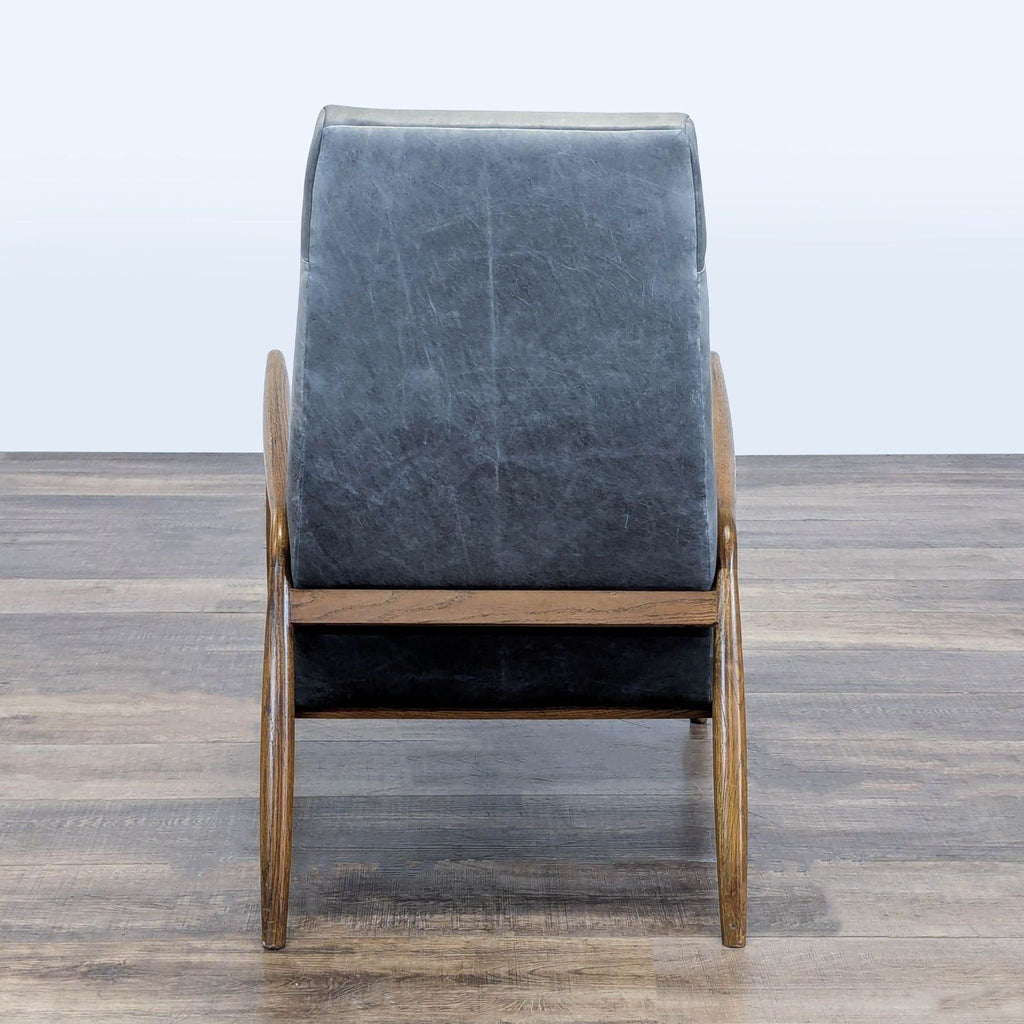 Mid-Century Modern Style Leather Lounge Chair