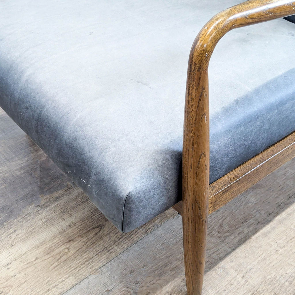 Mid-Century Modern Style Leather Lounge Chair