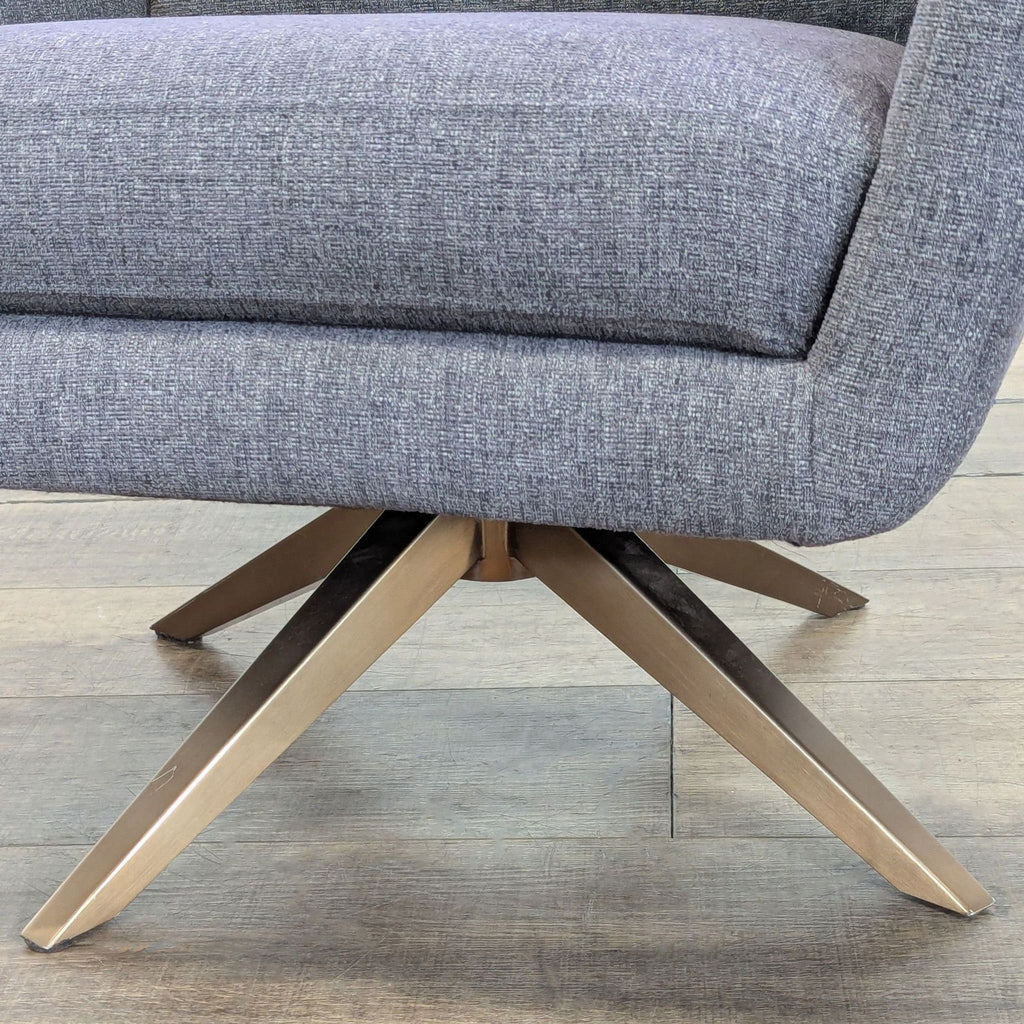 Greta Swivel Modern Armchair with Pyramidal Base