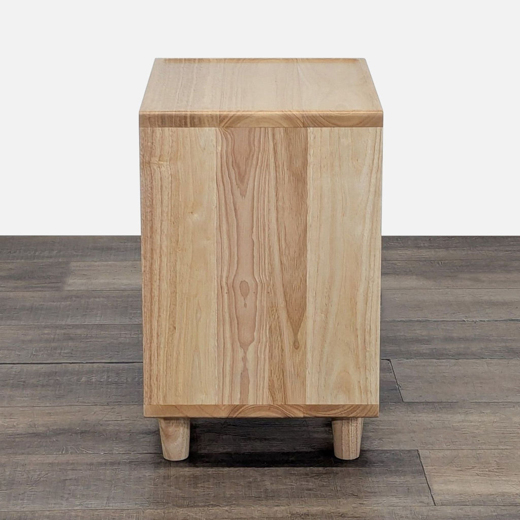 Thuma Classic Nightstand