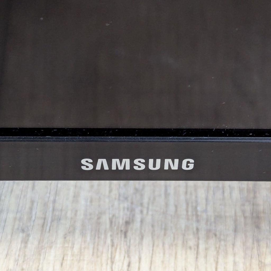 Samsung Curved Smart TV – 55" 4K UHD with Streaming Apps