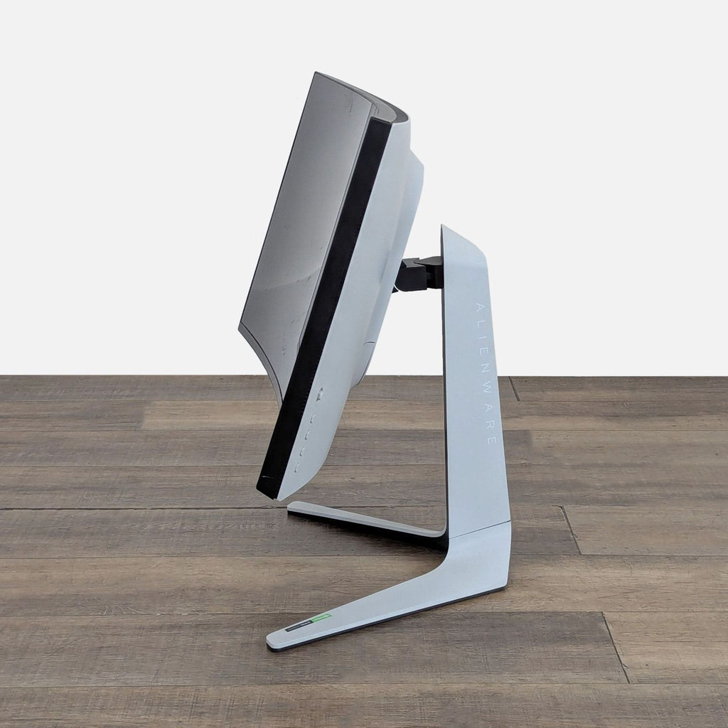 Alienware Curved Ultrawide Monitor – Immersive Display, Sleek Design