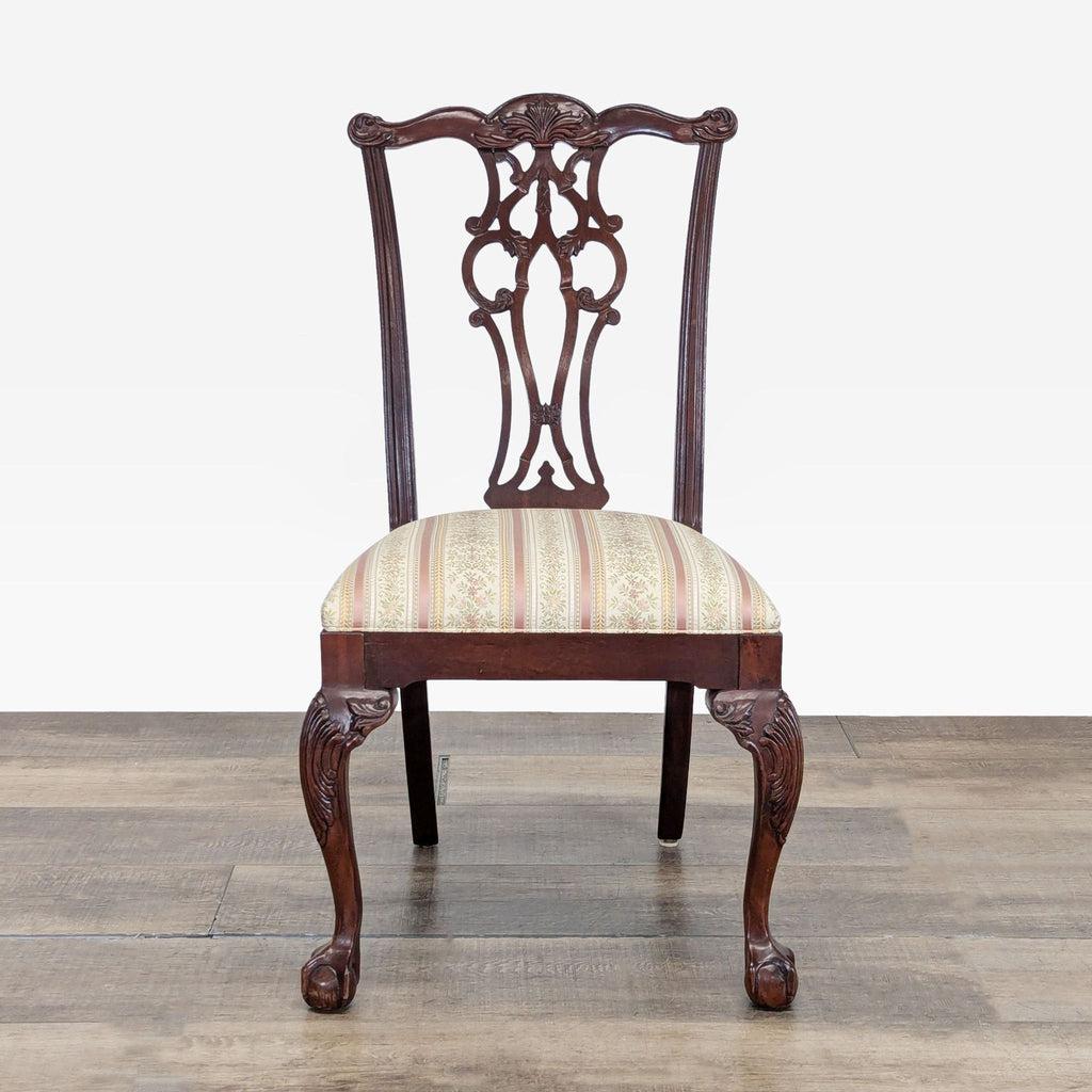 Set of Eight Ethan Allen English Chippendale Dining Chairs