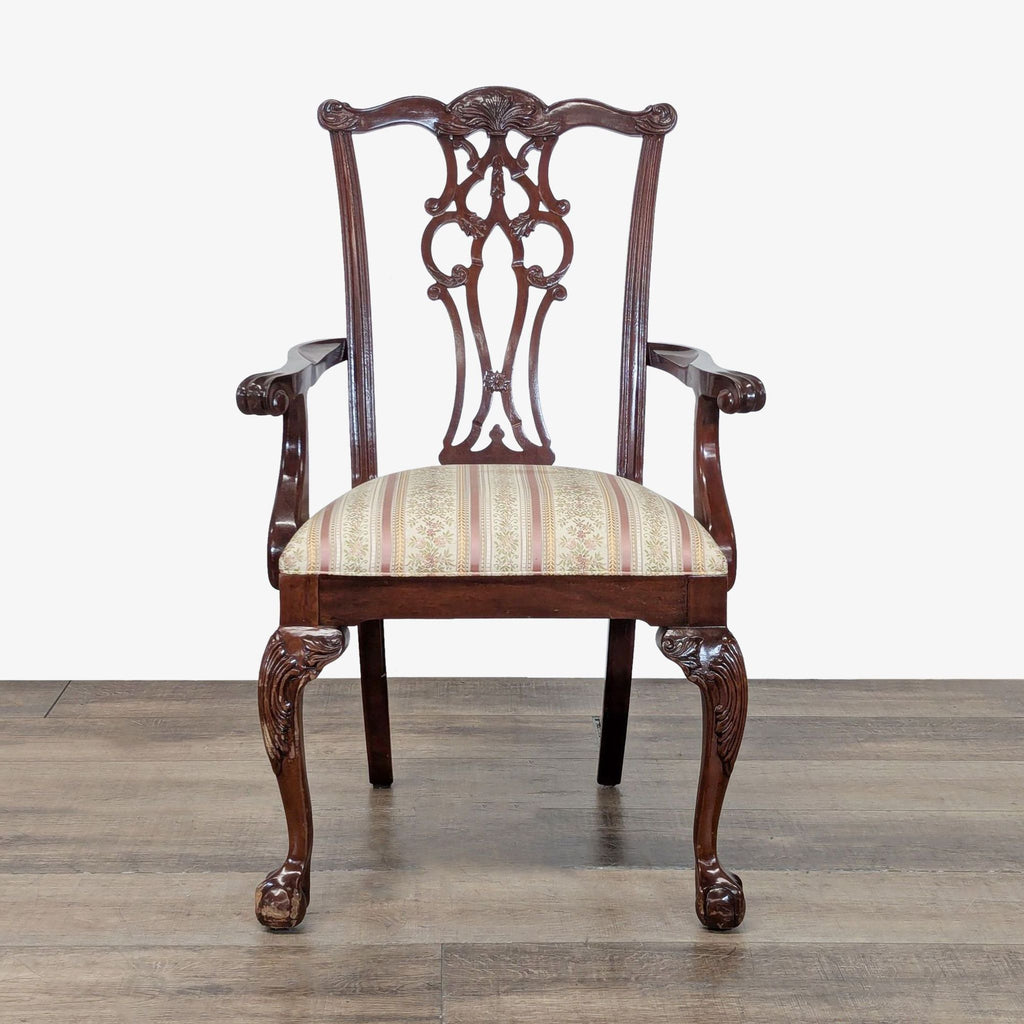 Set of Eight Ethan Allen English Chippendale Dining Chairs