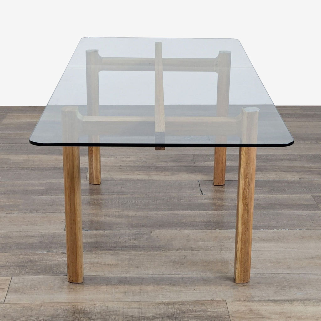 EQ3 Place Dining Table