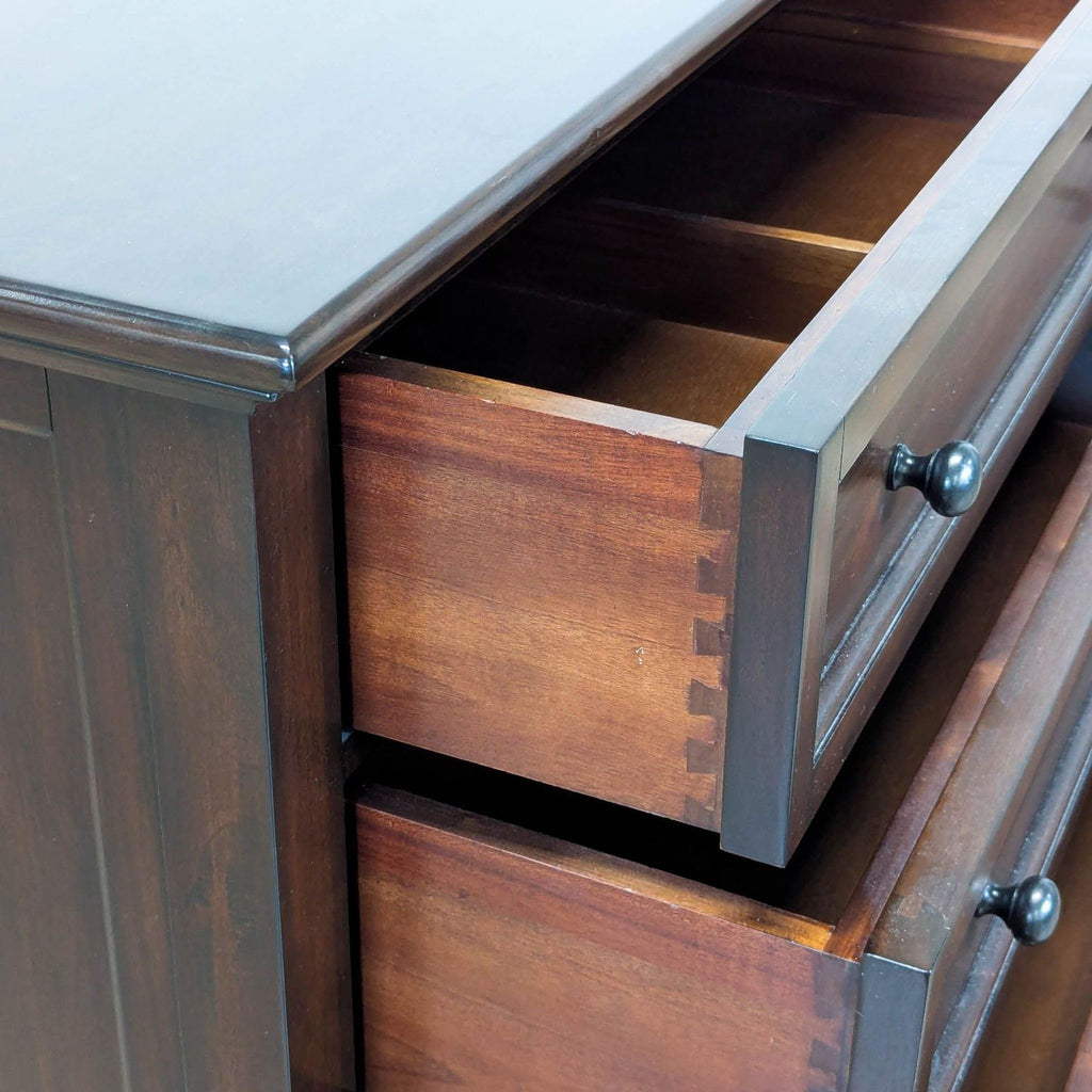 Pottery Barn Hudson Transitional 8 Drawer Dresser