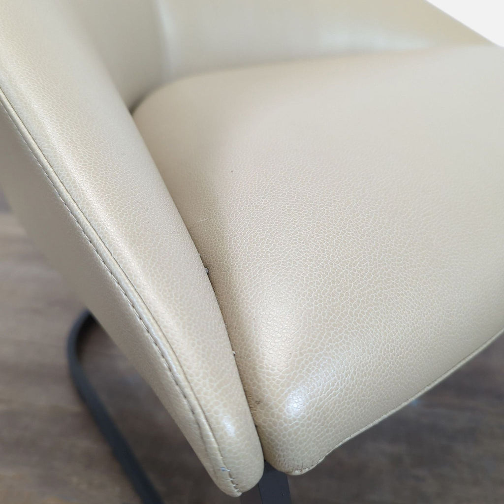 Arper Colina M Chair with Sled Base