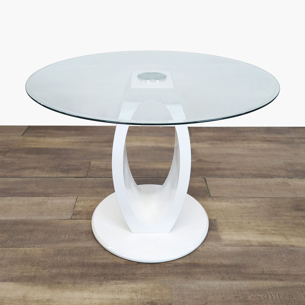 Contemporary round pub table from Furniture Of America featuring a white lacquer pedestal base and a clear glass top.