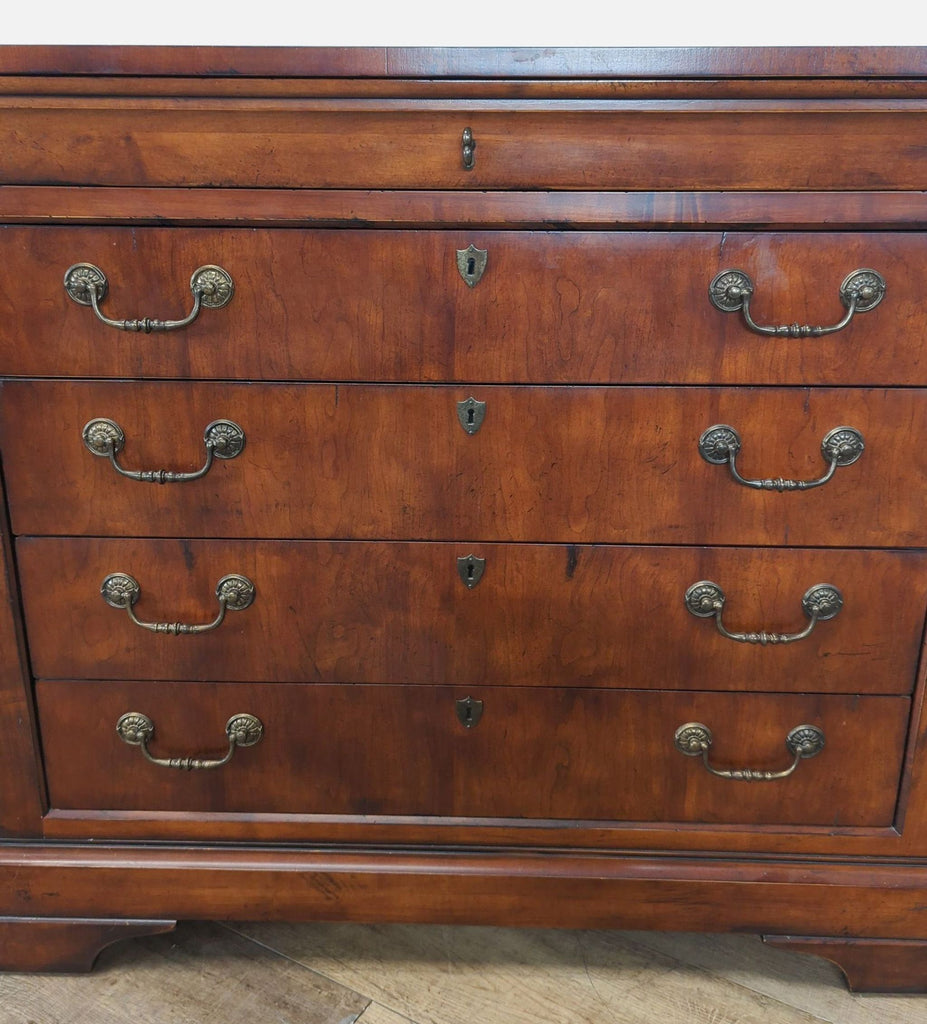 Henredon Charles X Chippendale Style 5-Drawer Chest