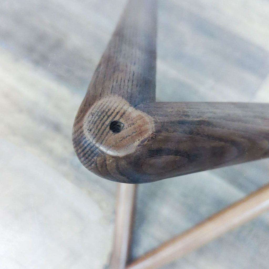 Nuevo Star Dining Table