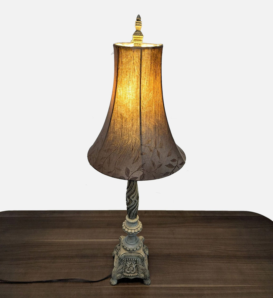 Vintage Style Table Lamp with Ornate Base