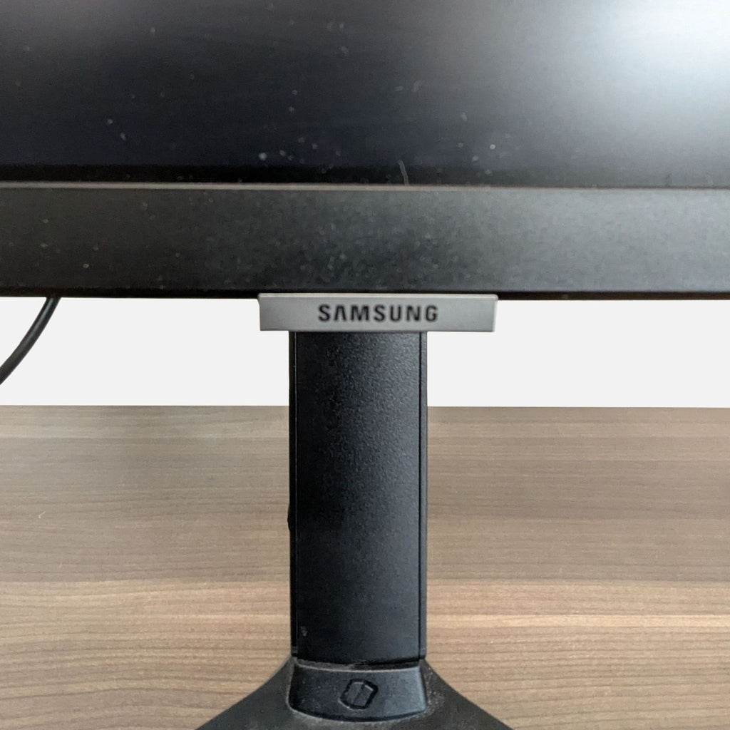 Samsung LS27BG402EN 27-inch Flat Gaming Monitor