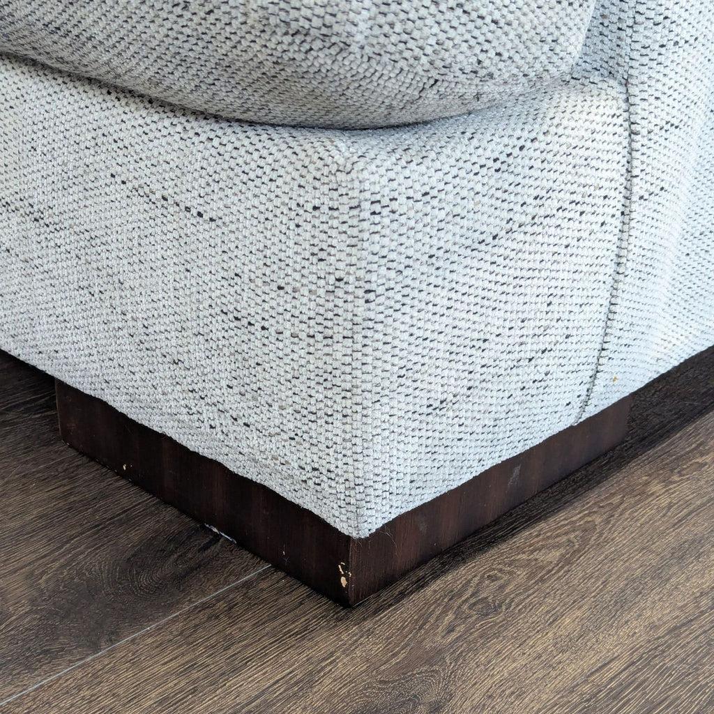 Ashley Furniture Vayda Gray Loveseat - Comfortable and Modern Design