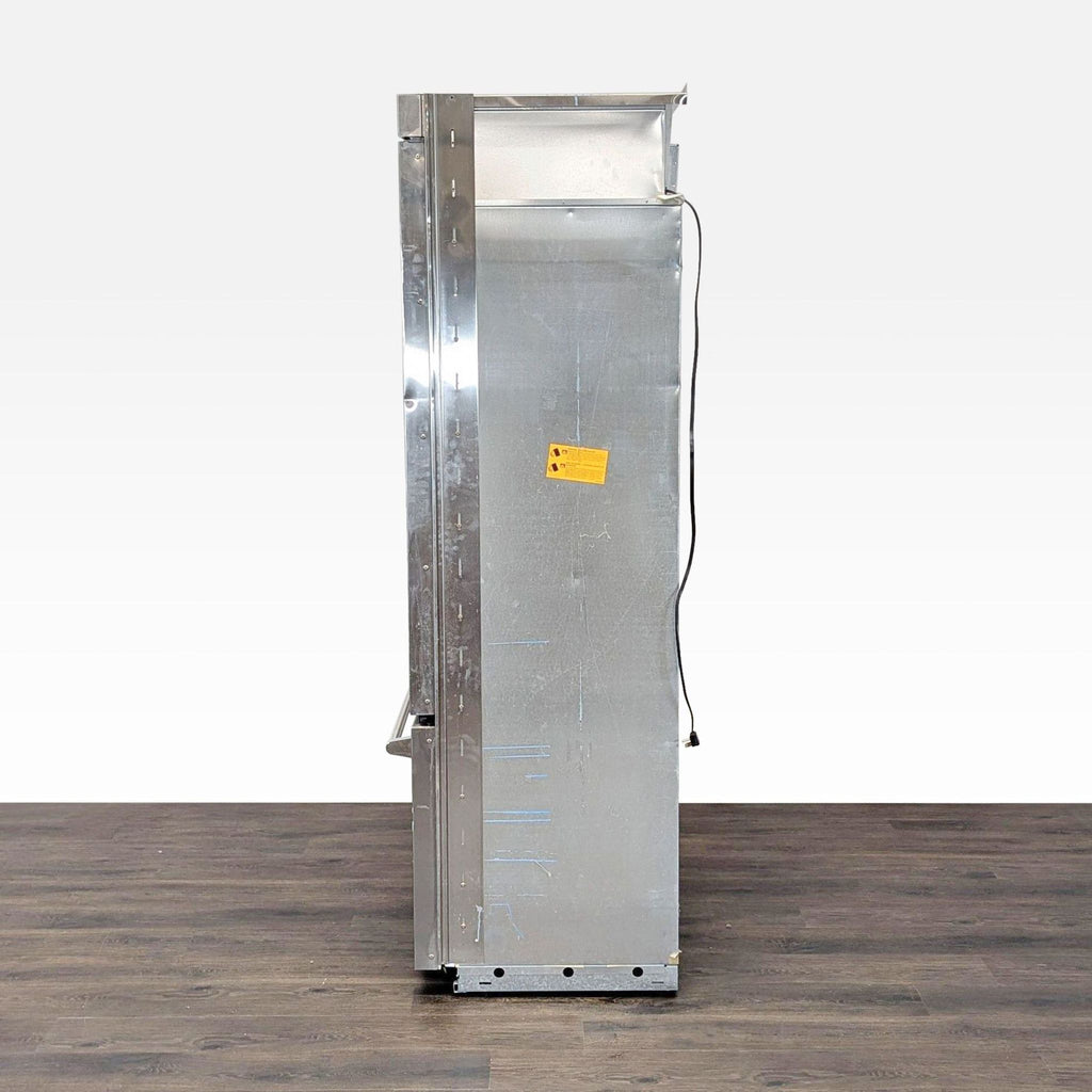 Viking Professional Stainless Steel Refrigerator with Bottom Freezer