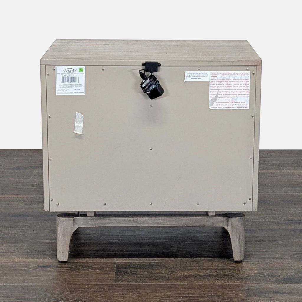 Coaster Vanowen Nightstand